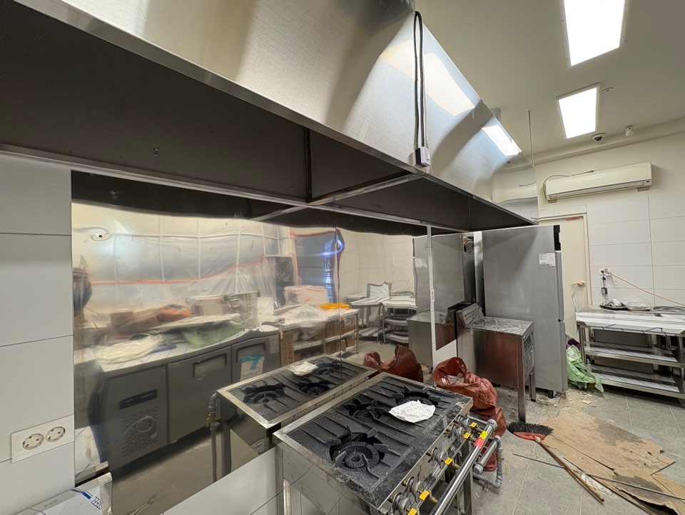 주방후드 닥트 시공 완료